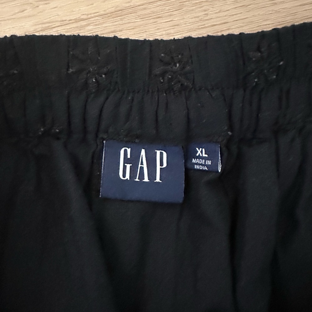 Gap Eyelet Lace Mini Skirt - Picture 6 of 7